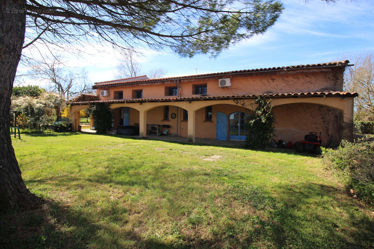 Maison à DREMIL-LAFAGE