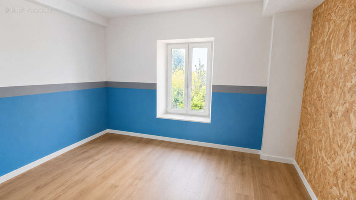 Saint-hilaire-de-la-côte – maison de caractère rénovée – 94,46 m² – jardin – terrasse - photo 11