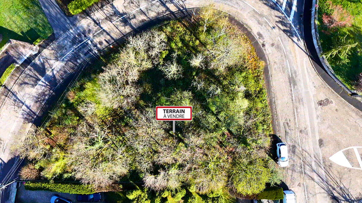 Terrain à ARBENT