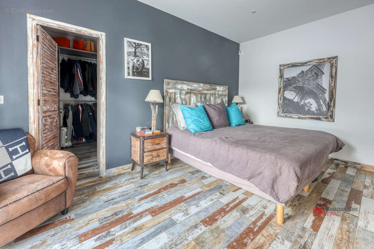 Maison à LA CADIERE-D'AZUR