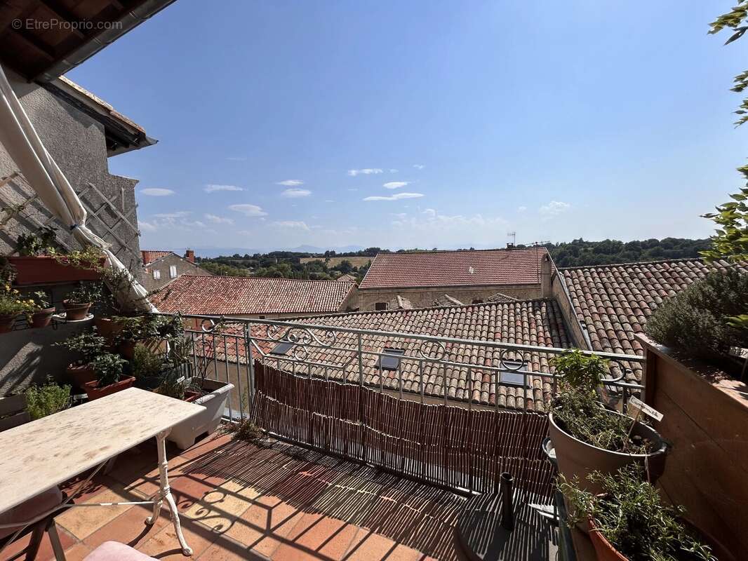 Vieil Aurignac, maison de village avec Gîte et terrasse - photo 4
