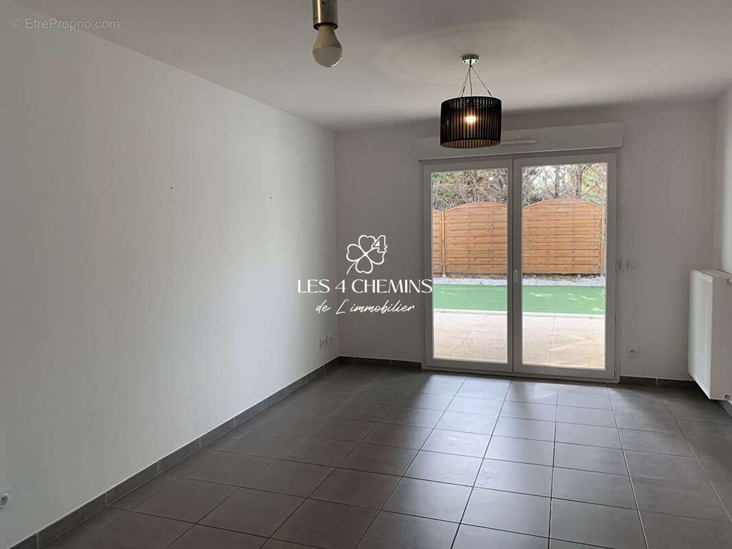 Appartement à ROUSSET