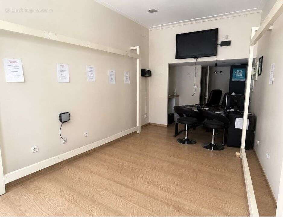 Murs commerciaux / 21,80 m² / cours lieutaud / marseille 13006 - photo 5