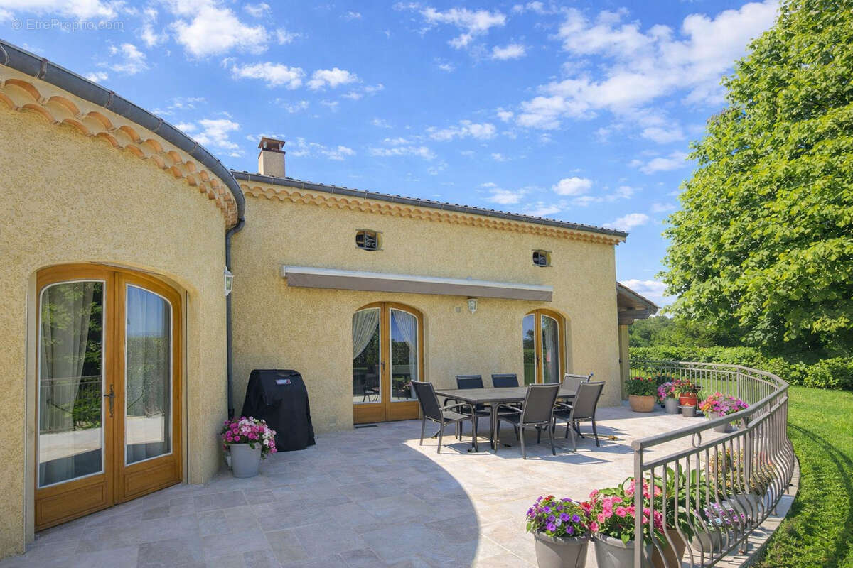 Maison à CHAVANAY