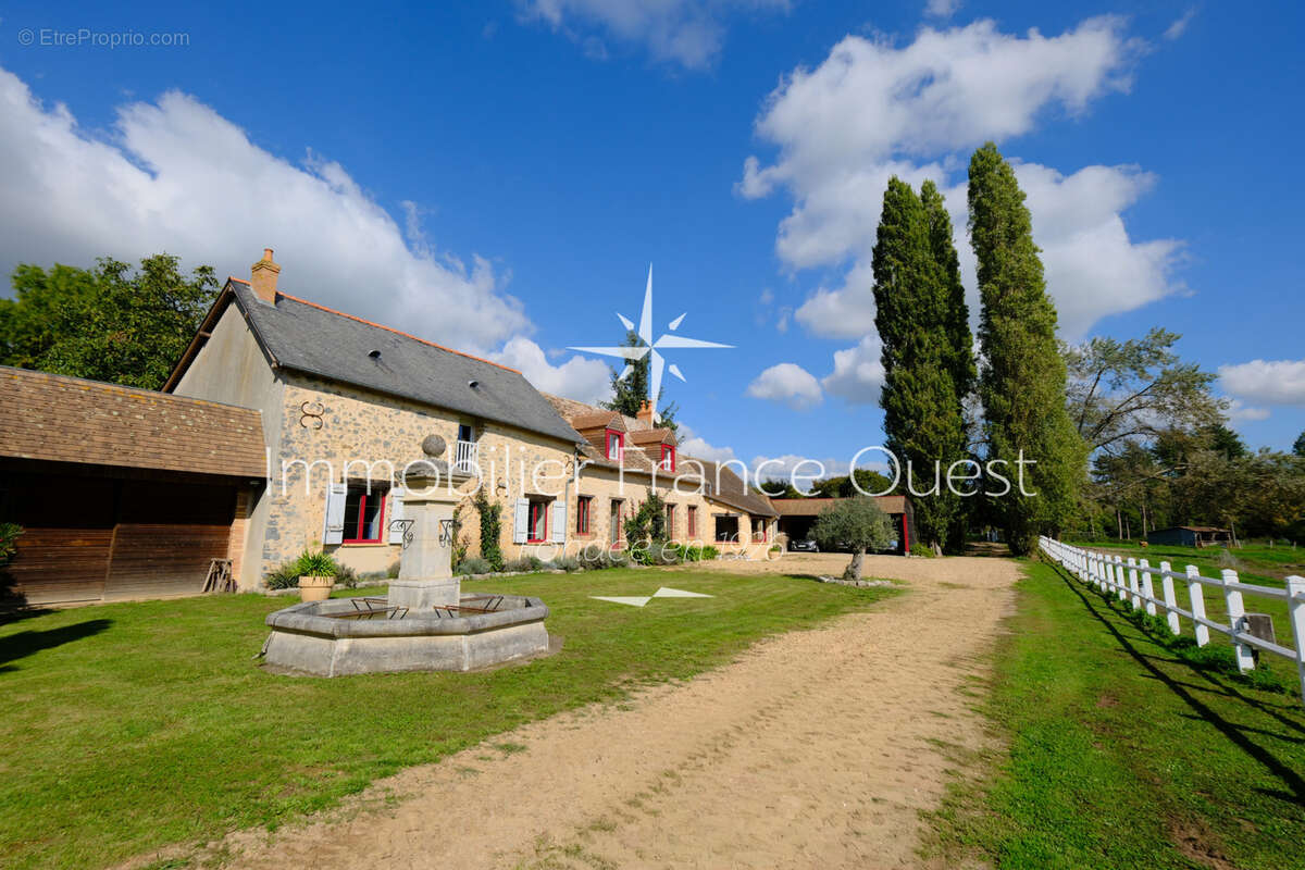Maison à SABLE-SUR-SARTHE