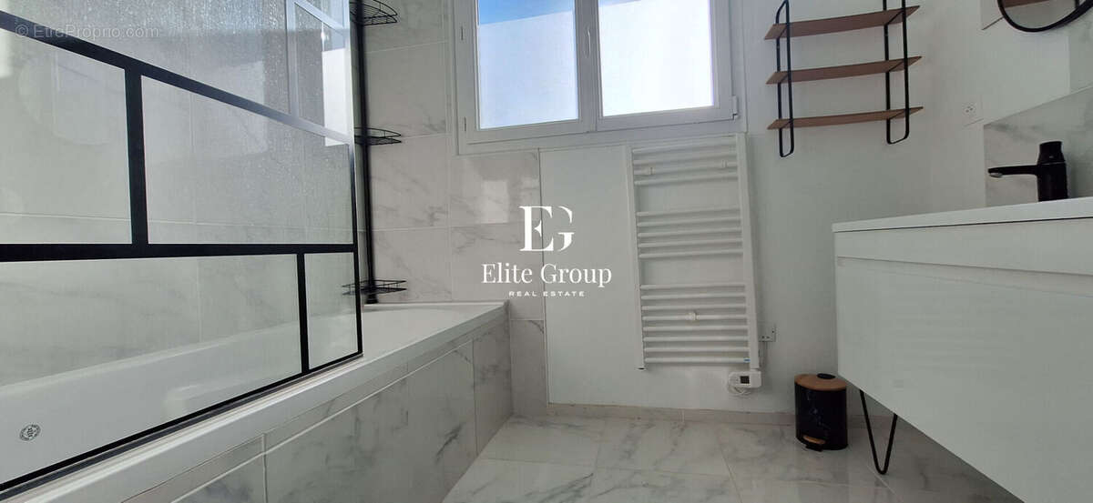 Maison à L&#039;ISLE-D&#039;ESPAGNAC