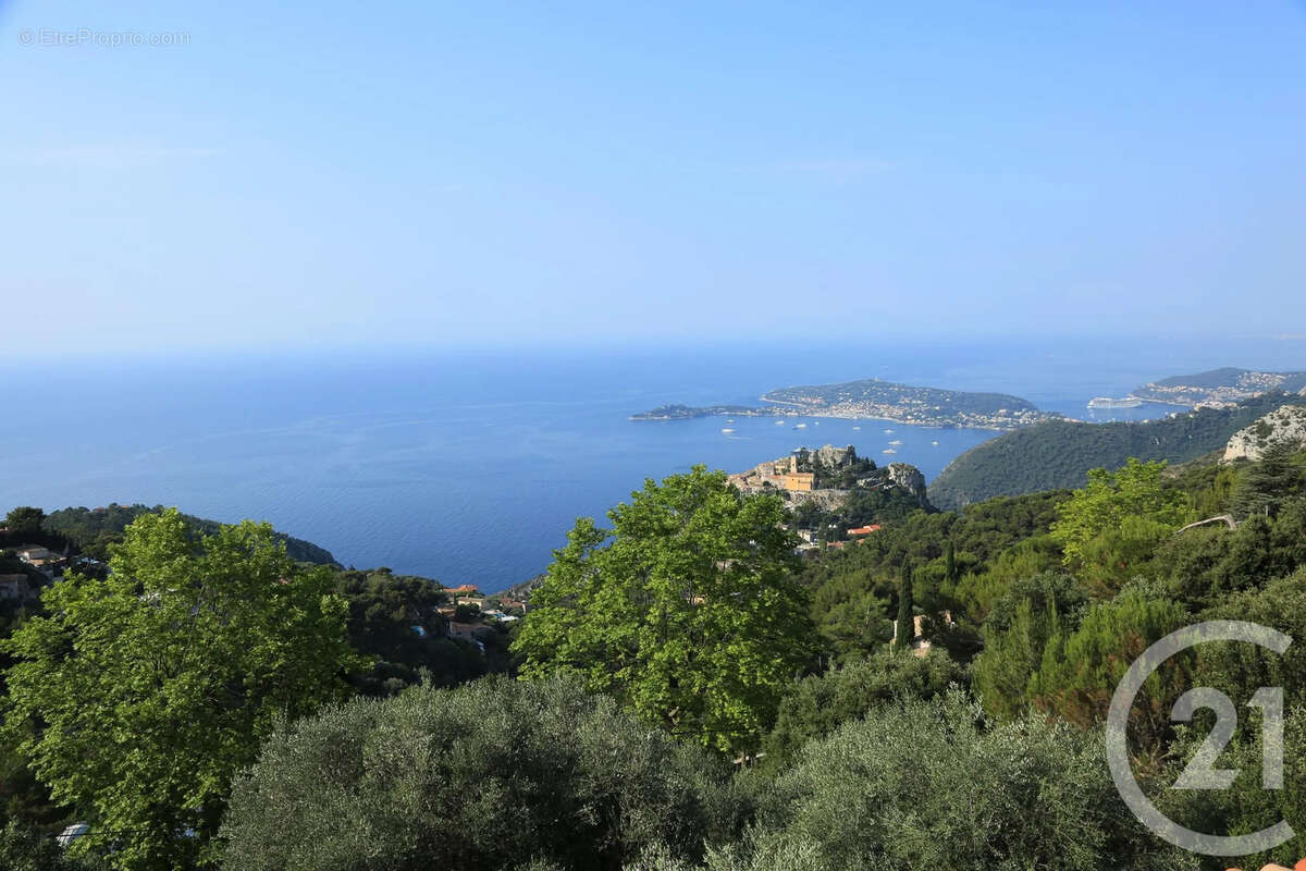 Maison à EZE