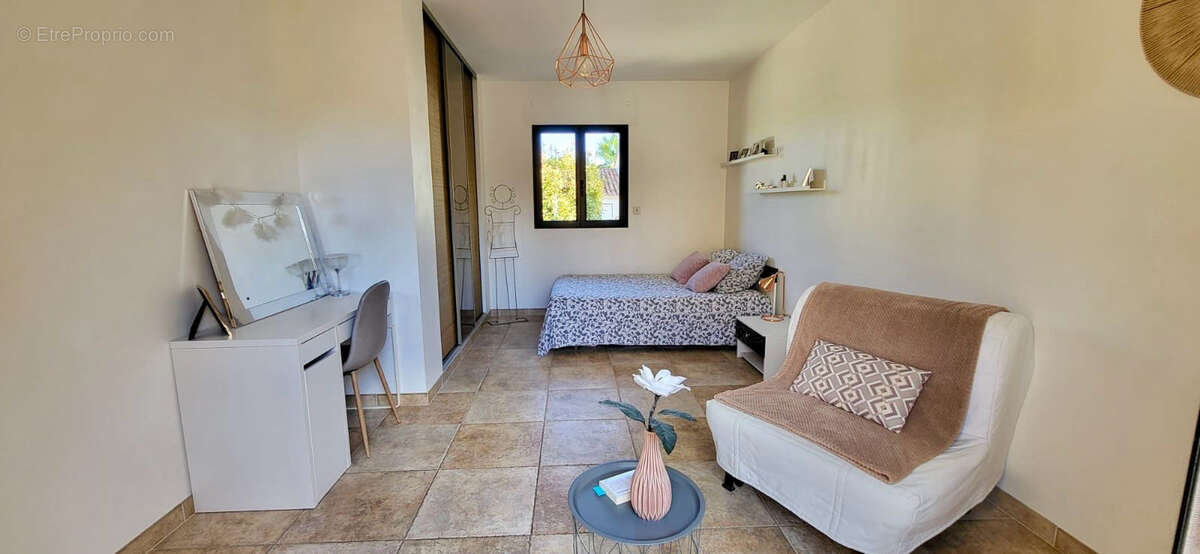 Maison à LANSARGUES