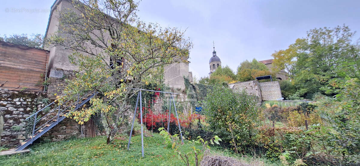 Maison à TREFFORT-CUISIAT