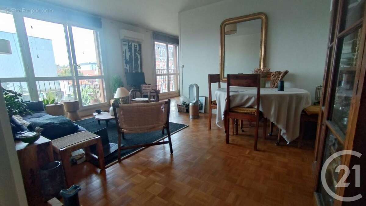 Appartement à FONTENAY-SOUS-BOIS