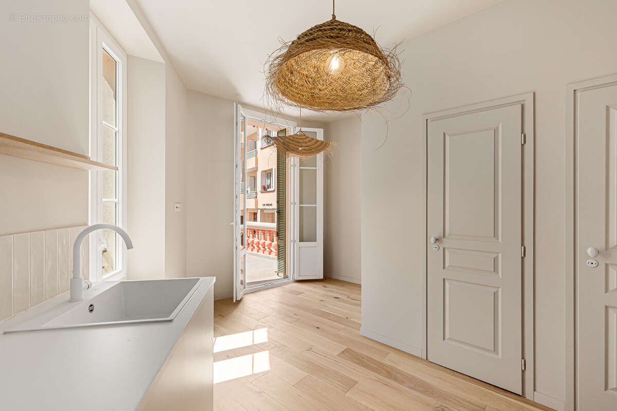 Immeuble de 8 lots rénovés à vendre au cœur du Cannet Mairie - photo 5