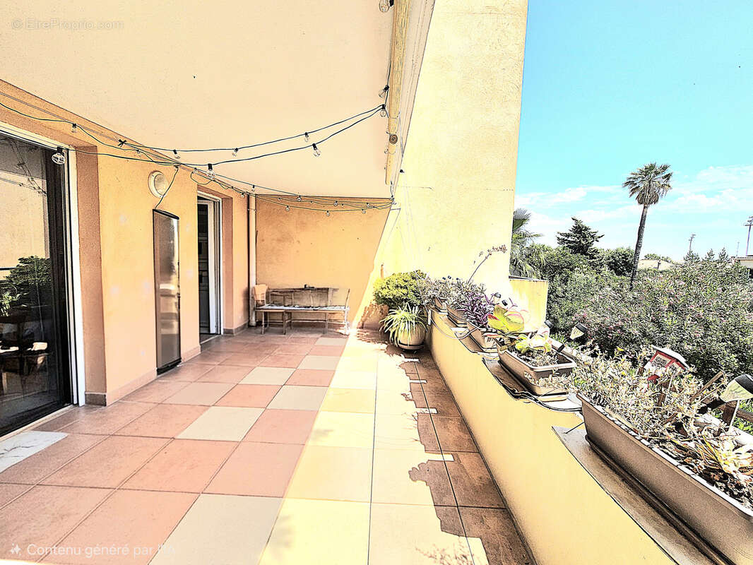 Appartement à HYERES