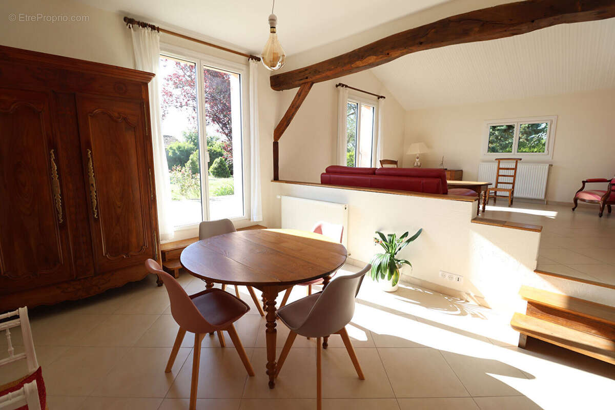Maison à LIRE