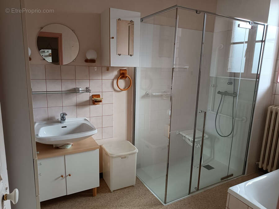 Maison à OUROUER-LES-BOURDELINS