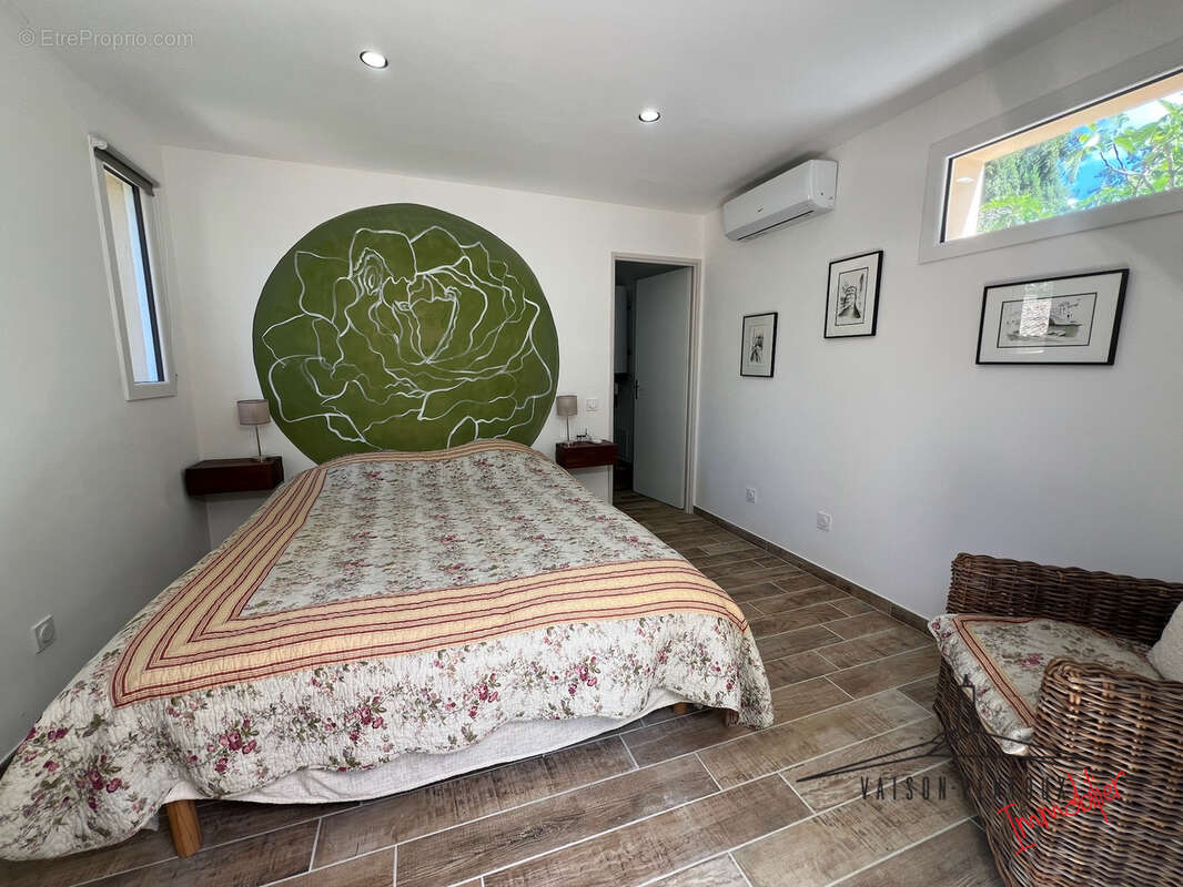 Maison à MIRABEL-AUX-BARONNIES