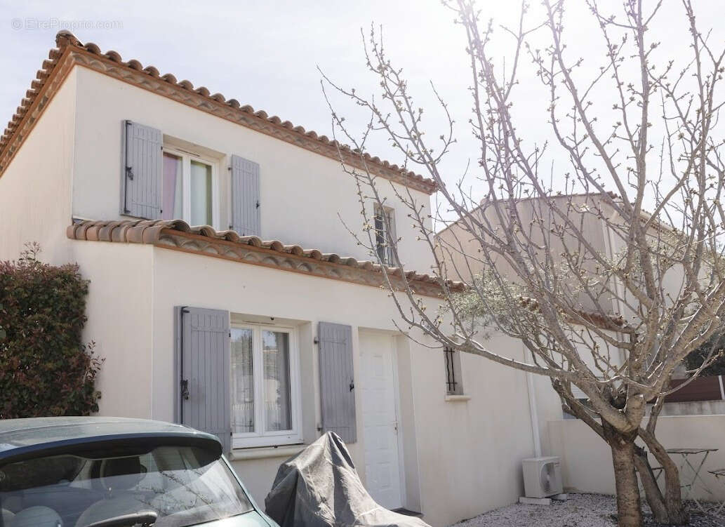 Maison à VILLEVEYRAC