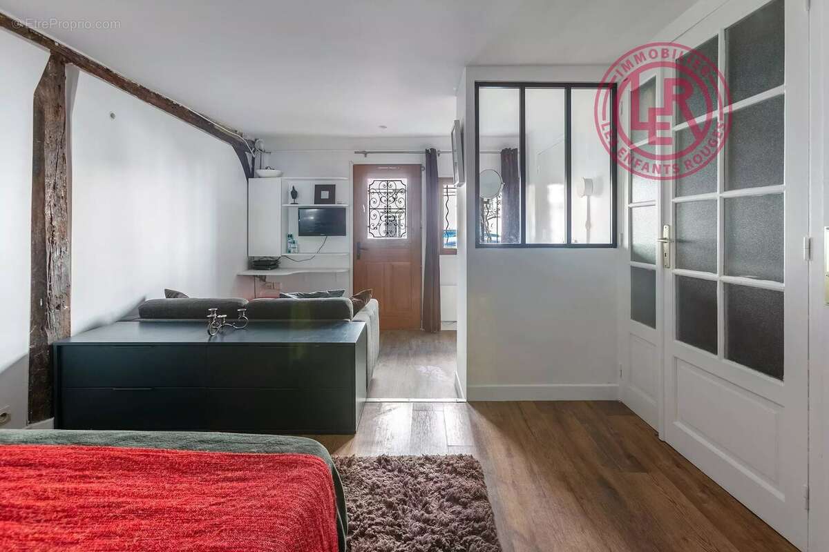 Appartement à PARIS-11E
