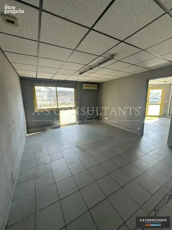 Batiment industriel+bureaux à vendre - photo 6