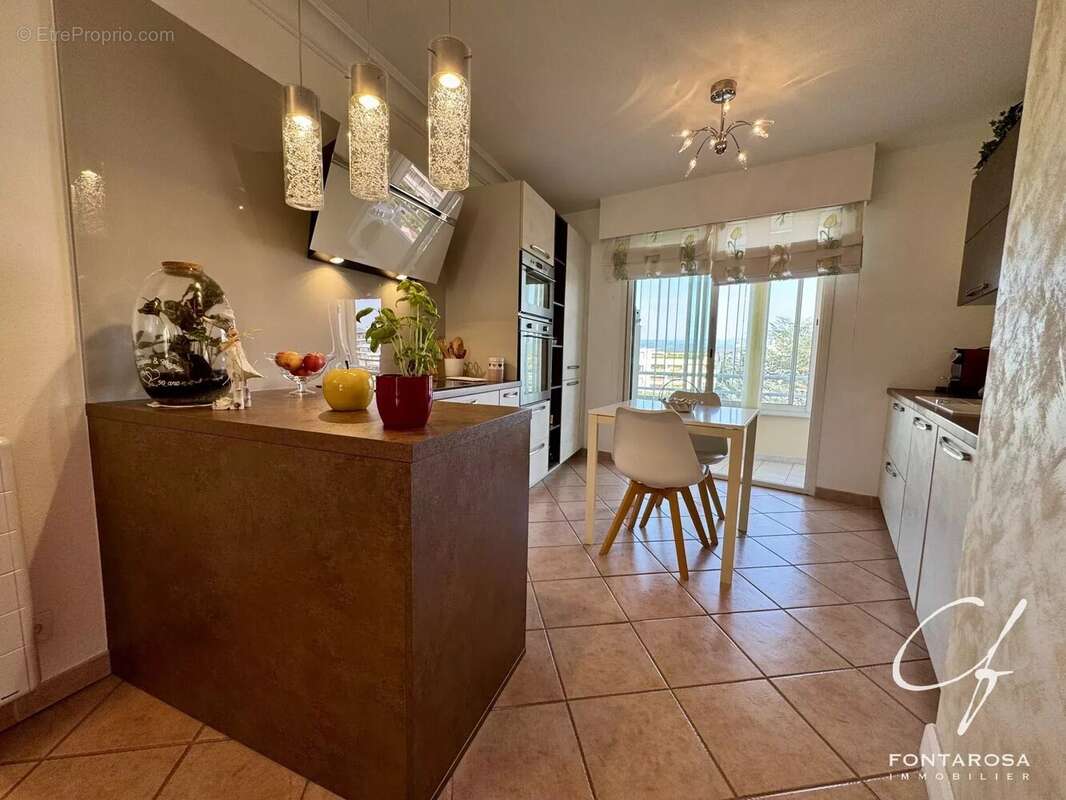 Appartement à SAINT-RAPHAEL