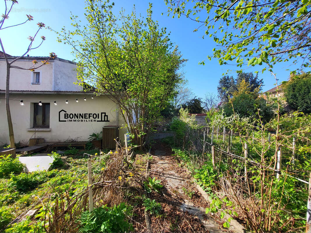 Maison à CHAMPIGNY-SUR-MARNE