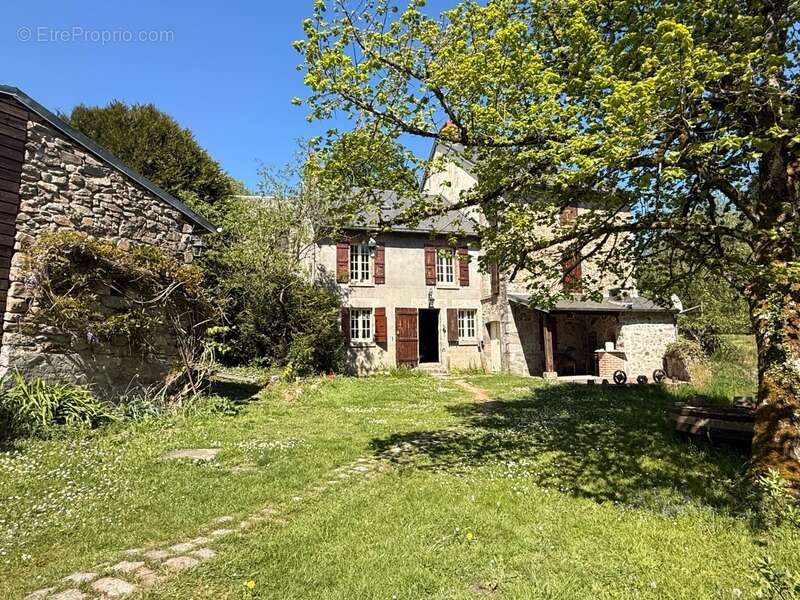 Maison à SAINT-VAURY