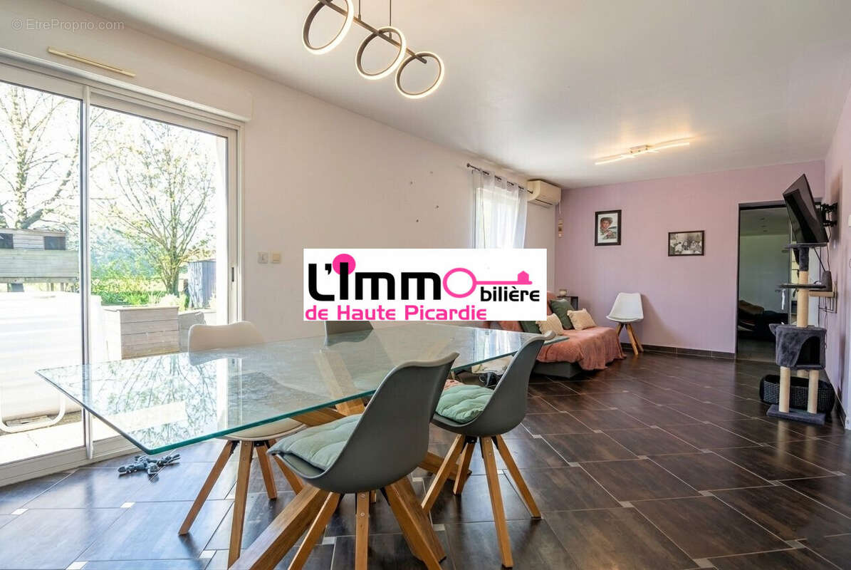 Maison à ROSIERES-EN-SANTERRE