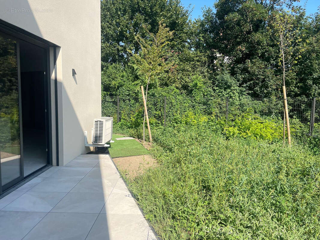 Maison à SATHONAY-VILLAGE