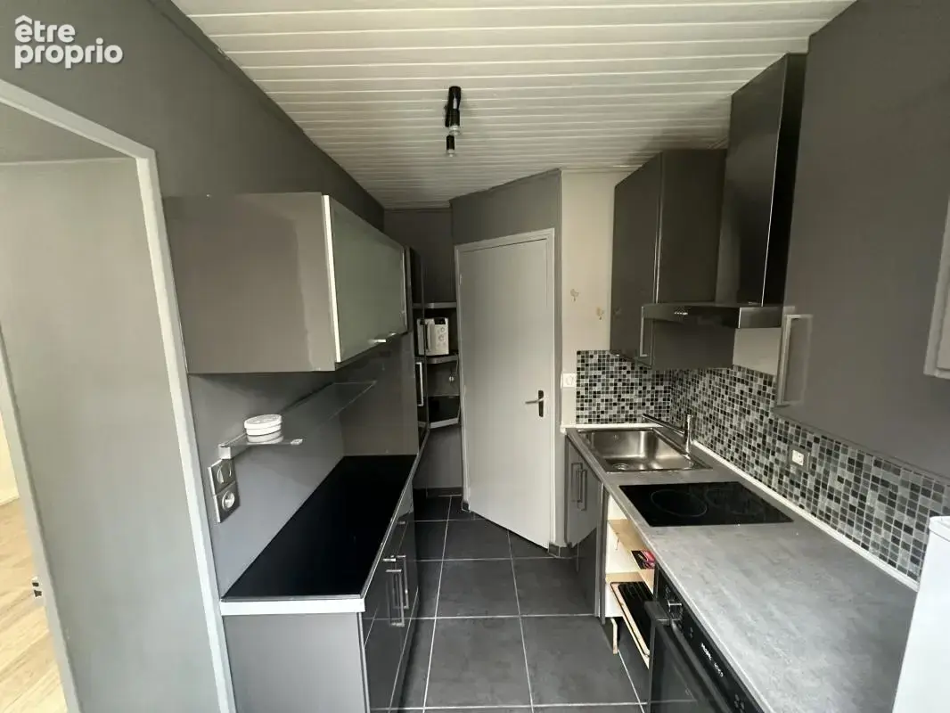 Deux pièces - Paris 20 - 33m² - photo 5