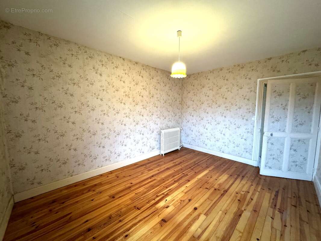 Photo 8 - Maison à LA PACAUDIERE