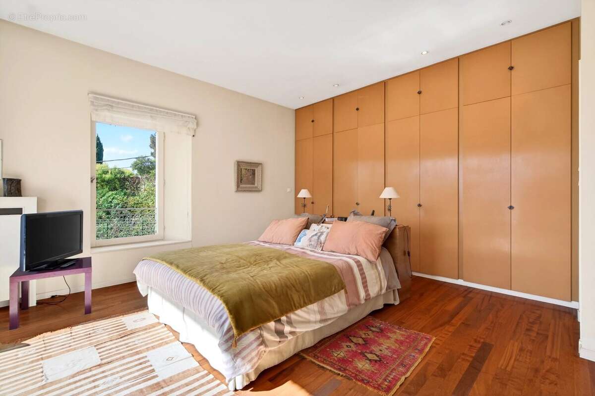 Maison à MARSEILLE-7E