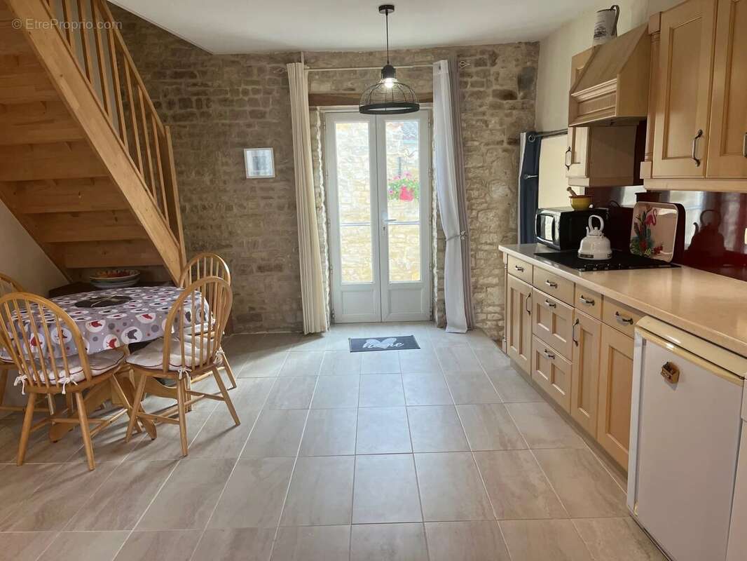 Maison à SAINT-FRAIGNE