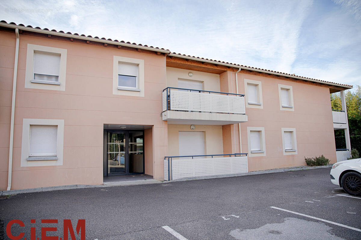 Appartement à LUNEL