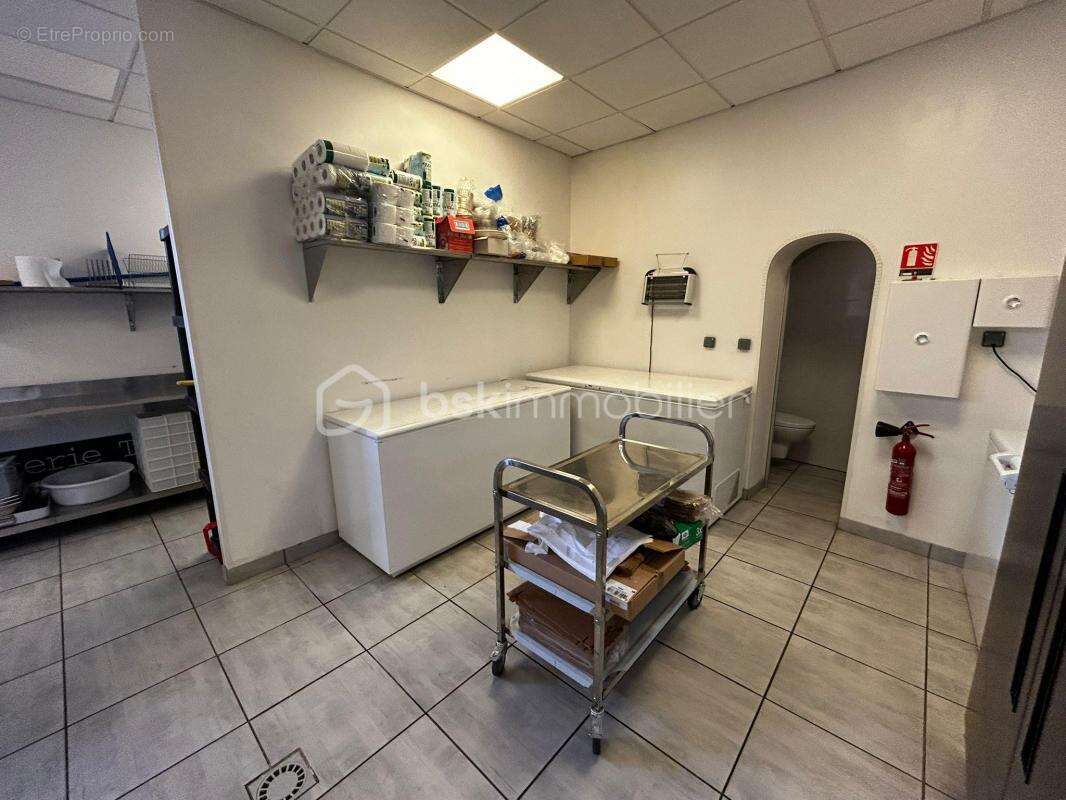 Commerce à RIVIERE-SUR-TARN