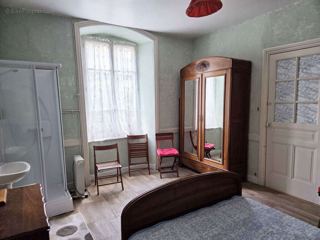 Maison à MAZET-SAINT-VOY