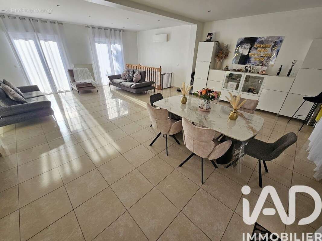 Photo 3 - Maison à BONNEUIL-SUR-MARNE
