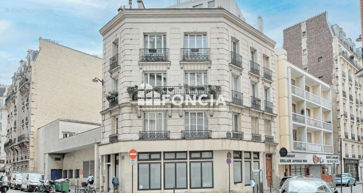 Appartement à PARIS-15E