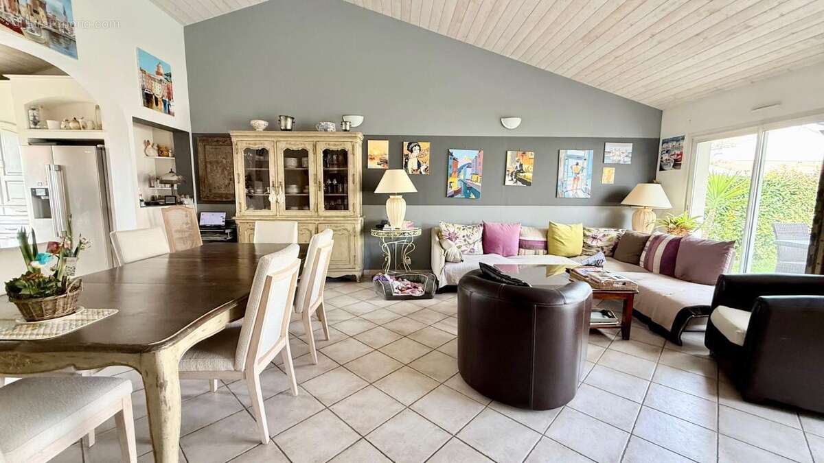 Maison à NIEUL-SUR-MER