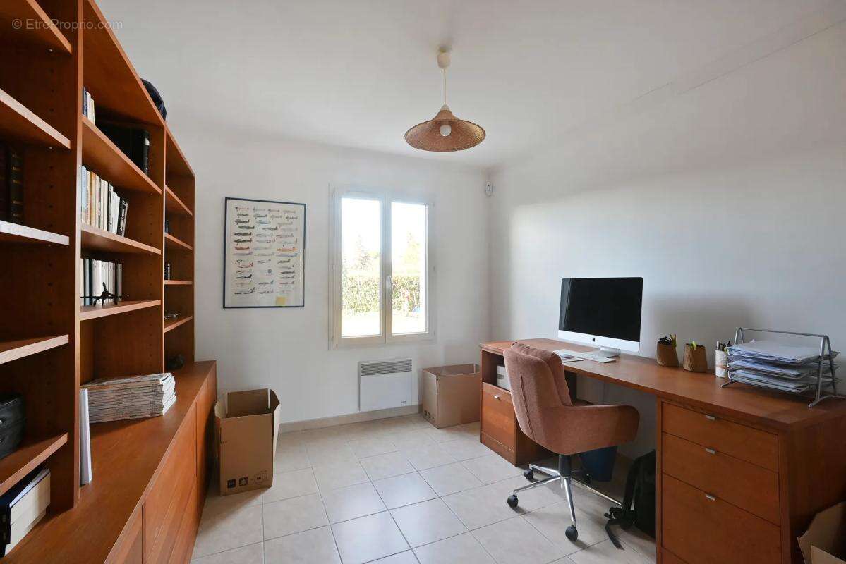 Maison à SAINT-GILLES