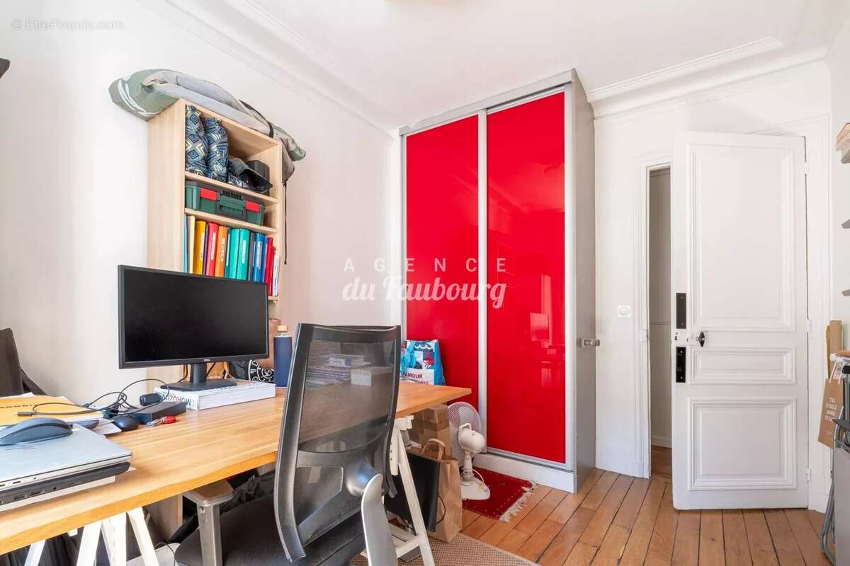 Appartement à PARIS-10E