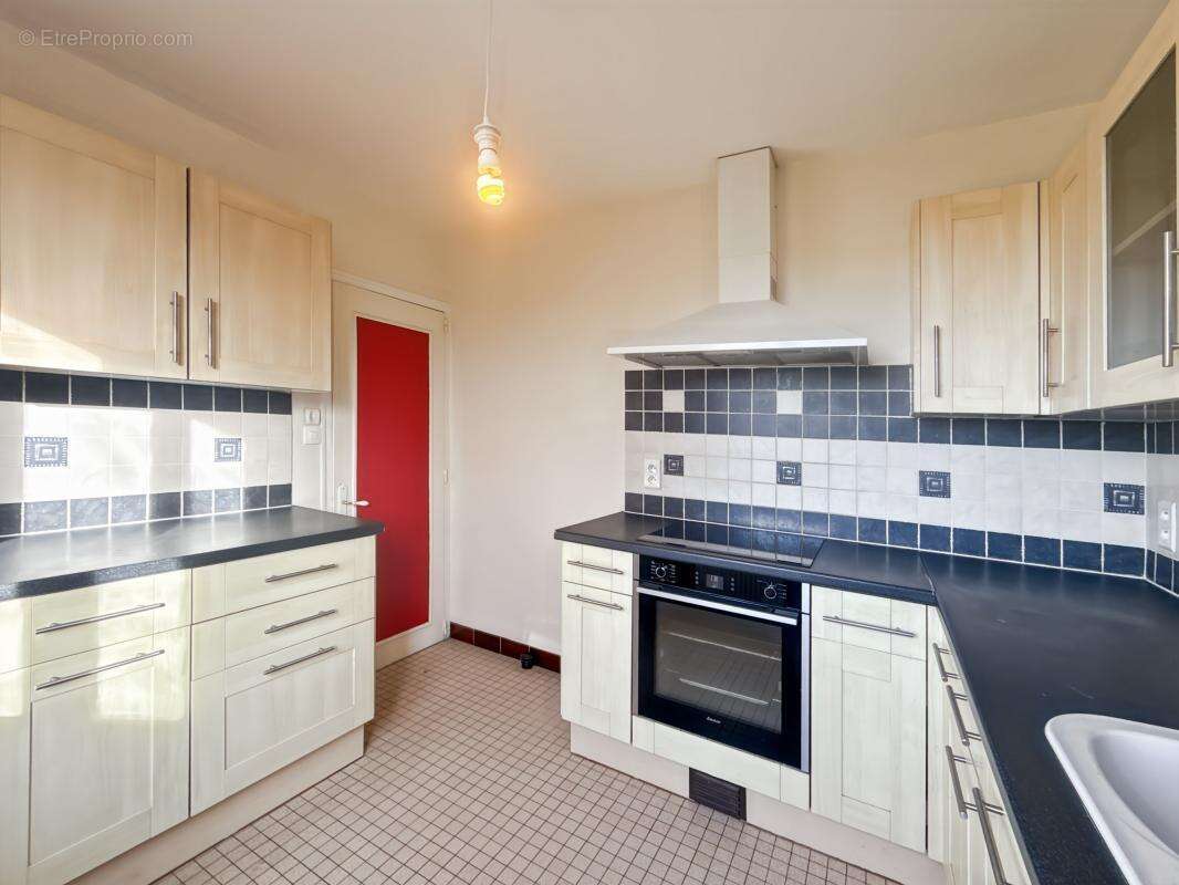 Maison à TILLAY-LE-PENEUX