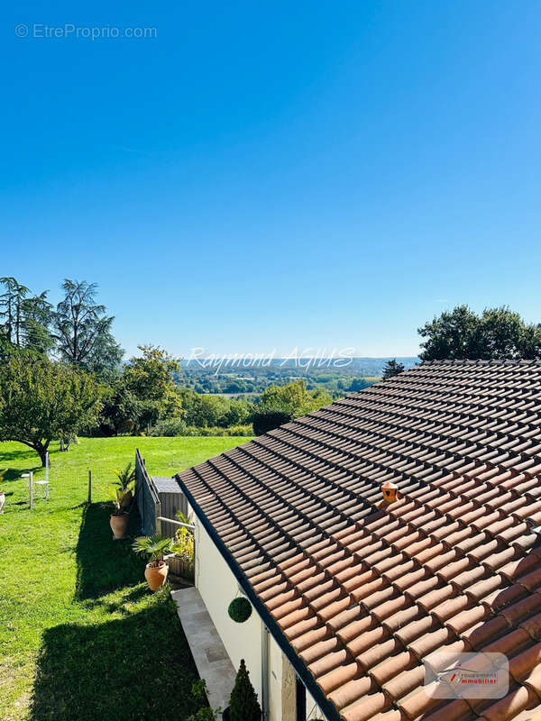 Maison à SAINT-EMILION