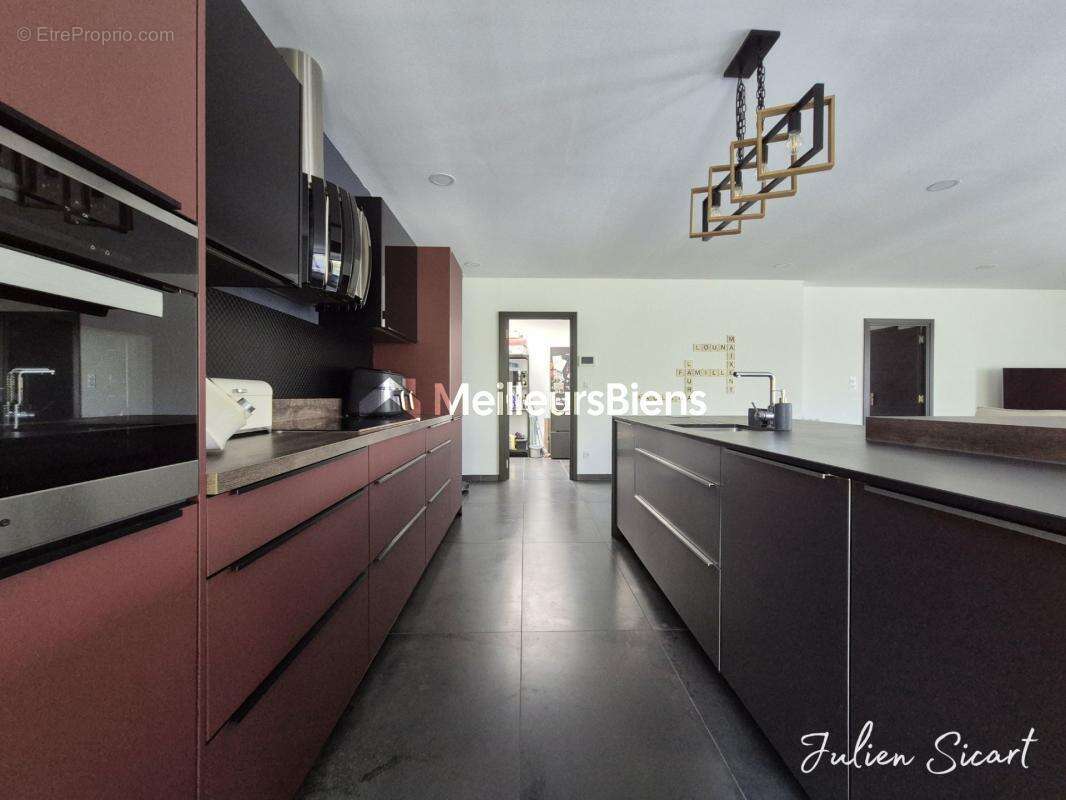 Villa contemporaine plain pied de 172m² - photo 7