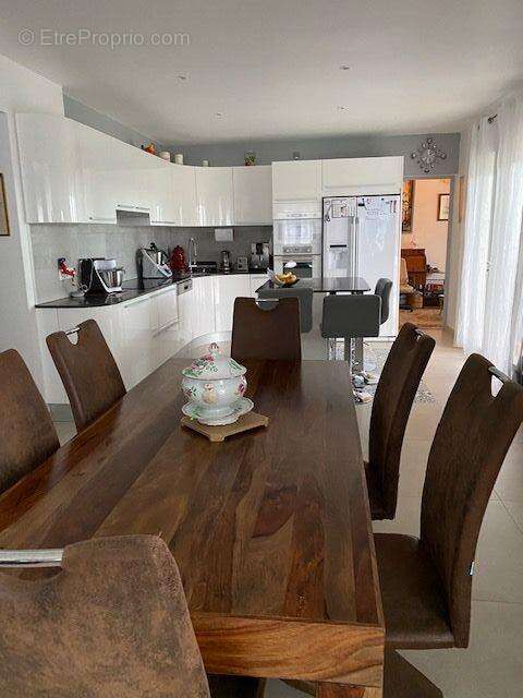 Villa de 229m2 habitable avec appartement independant en parfait etat avec jardin et piscine chauffee - photo 28