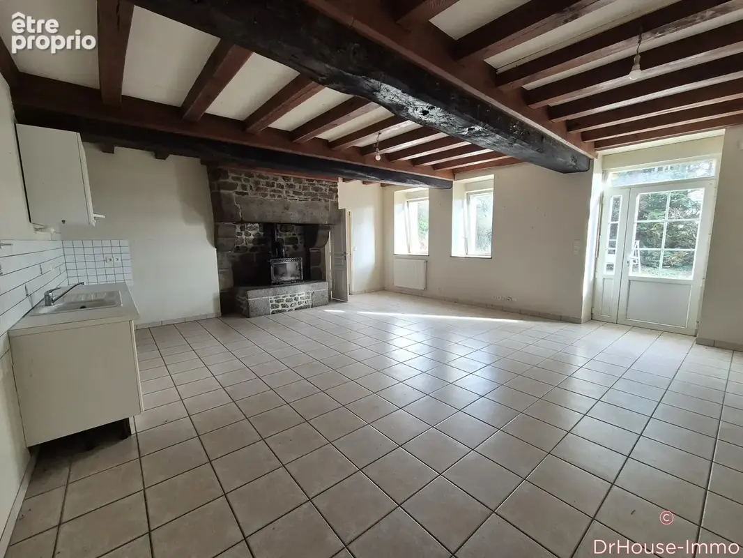 Maison 5 pièces 106 m² à vendre à Saint-Pois (50670) - photo 9