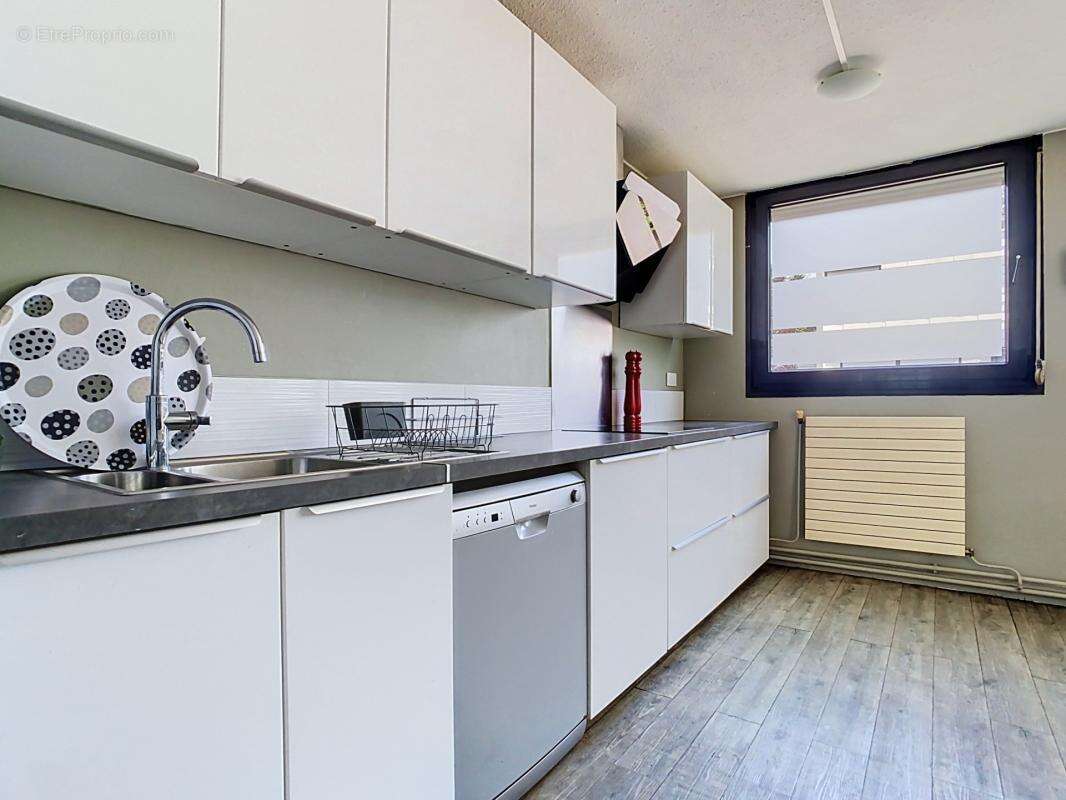 Appartement en duplex dans residence securisee, 3 chambres, terrasse, garage - photo 4