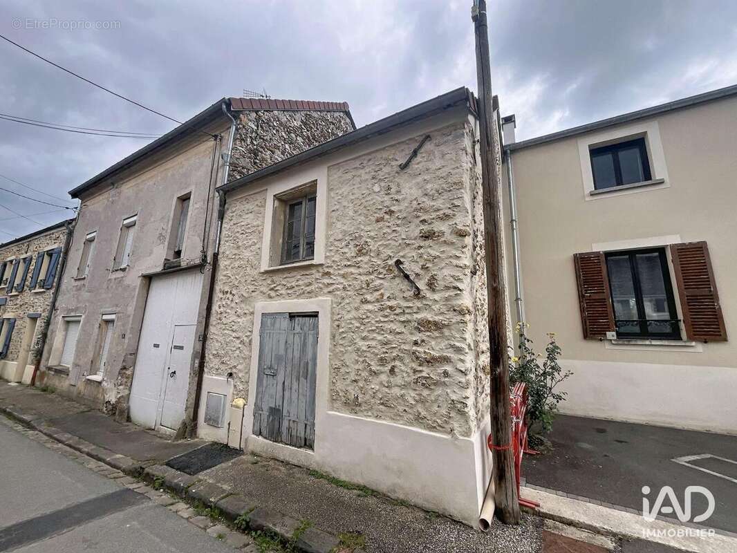 Photo 3 - Appartement à LEUVILLE-SUR-ORGE
