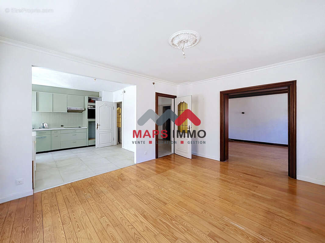 Maison 8 pièces 180 m2 - photo 2