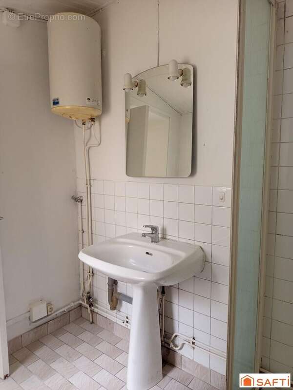 Maison 40 m² à Veaugues  - photo 5