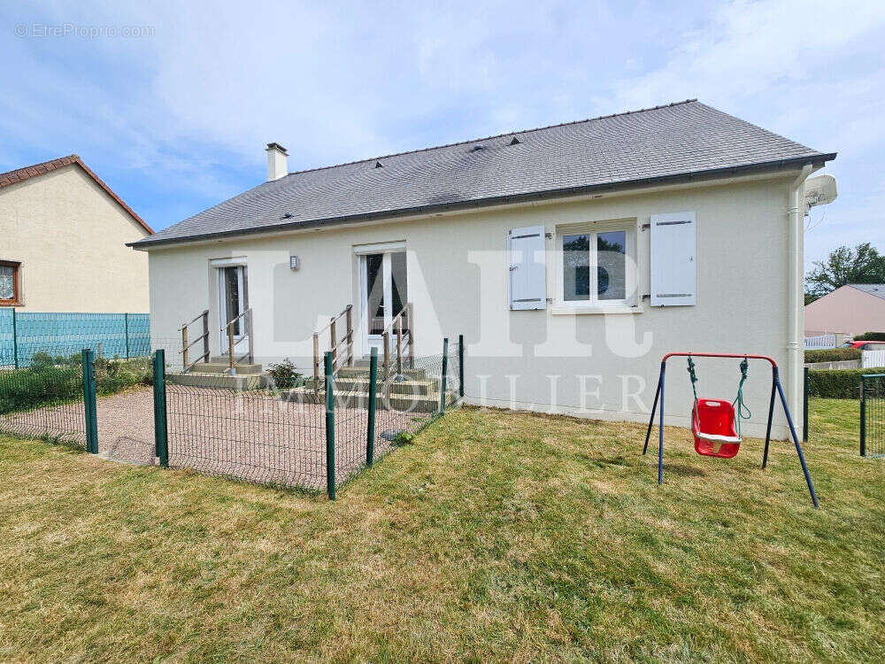 Maison à SAINT-PIERRE-DES-NIDS