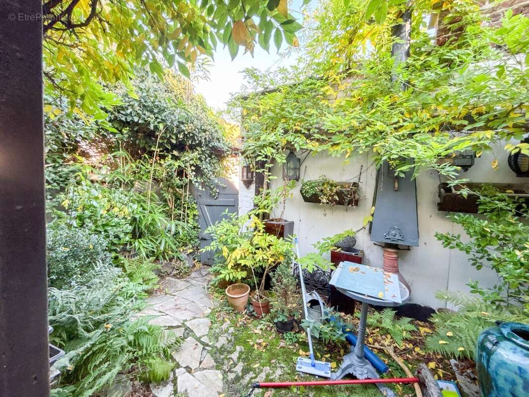 Maison à LYS-LEZ-LANNOY